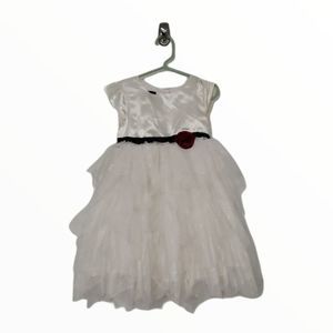 *NWT*Adorable special occasion ruffle dress size:3t